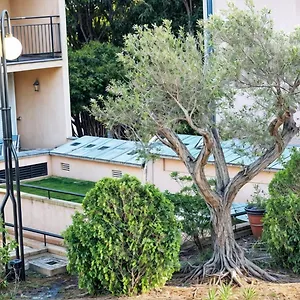 apartamento-1a-linea-de-mar-recien-reformado.topcostabravahotels.com/