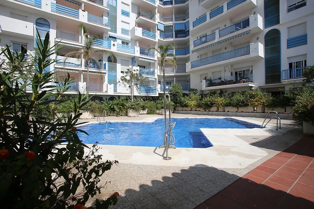 Apartamento El Faro Leisure Port Estepona 0*,  España